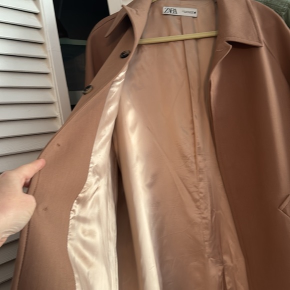 Zara long coat xtra large worn once tan color fully lined. - Picture 8 of 9